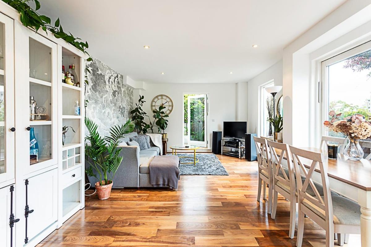 3 Bed Luxury Penthouse In Shoreditch Londra